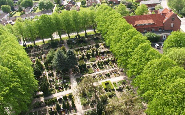 Friedhof der St. Nikolai Kirche in Burg auf Fehmarn